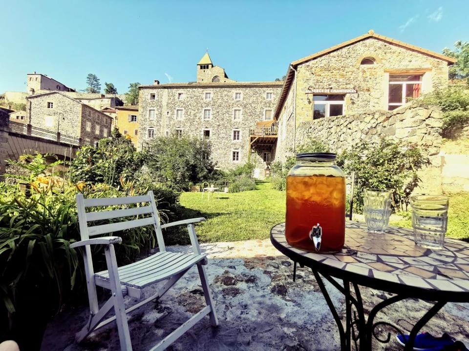 Auberge De Chanteuges Kültér fotó